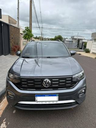 VOLKSWAGEN T-CROSS 1.0 200 TSI TOTAL FLEX COMFORTLINE AUTOMÁTICO